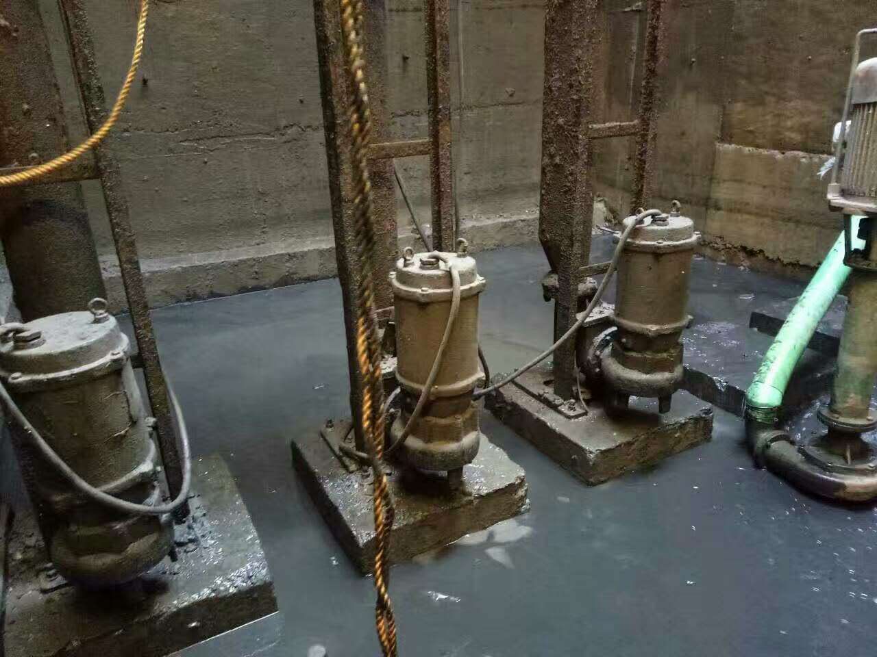 中卫污水池清理