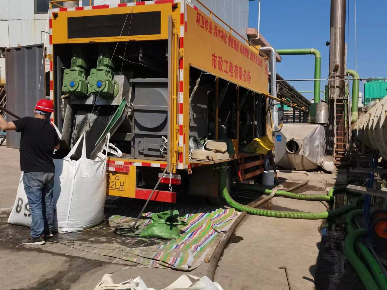 中卫淤泥压干处理